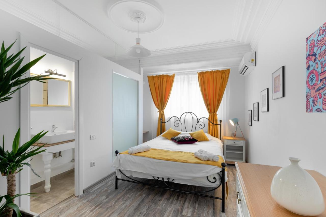 Historical Center 1 By Citylife Suites Bukarest Kültér fotó